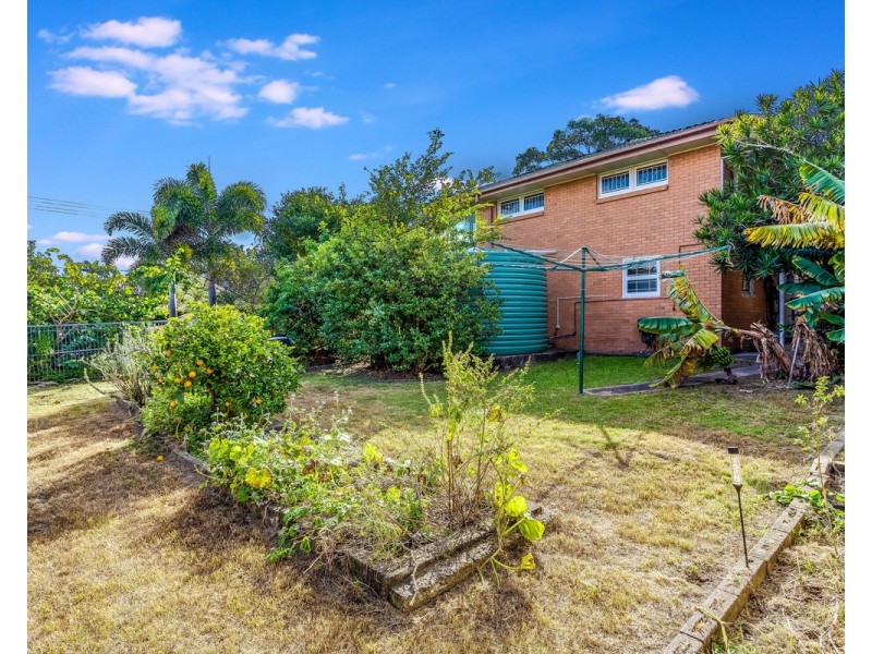 9 Galena Street, Chermside QLD 4032