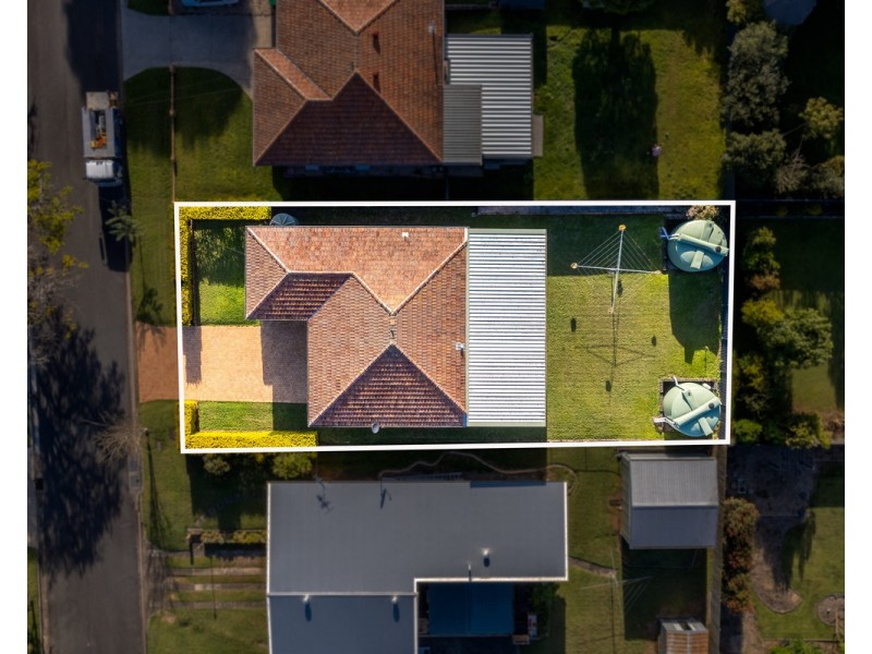 9 Graymond Street, Chermside West QLD 4032
