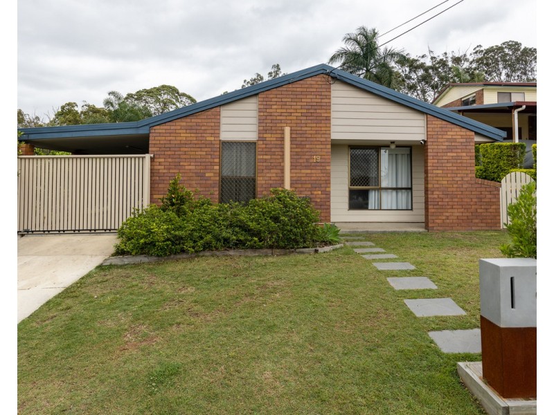 19 Heatherlea Street, Brendale QLD 4500