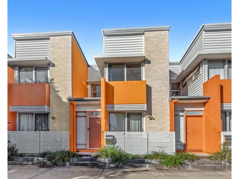 34 Warrumbungle Parade, Fitzgibbon QLD 4018