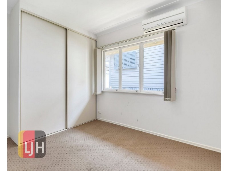 136 Leckie Road, Kedron QLD 4031