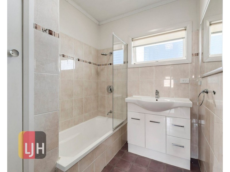 136 Leckie Road, Kedron QLD 4031