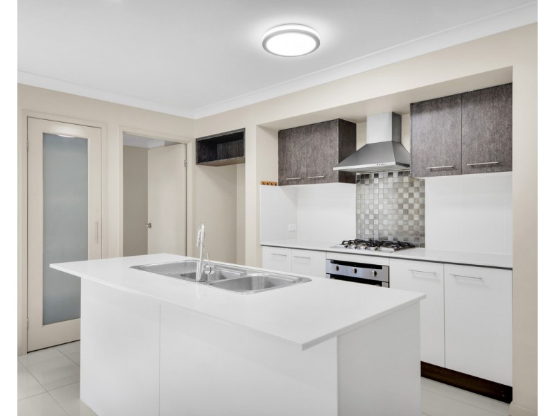 10 Ginger Crescent, Griffin QLD 4503