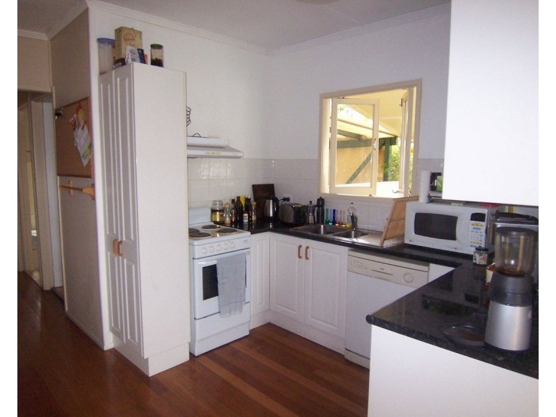 10 Percy Street, Zillmere QLD 4034