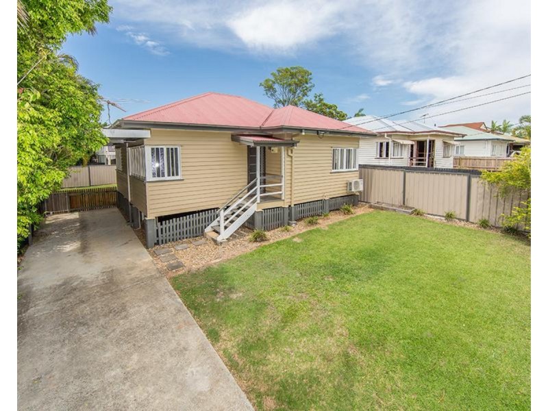 98 Main Avenue, Wavell Heights QLD 4012
