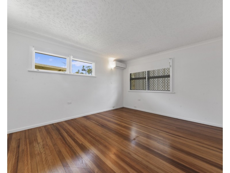 33 Montclair Street, Aspley QLD 4034