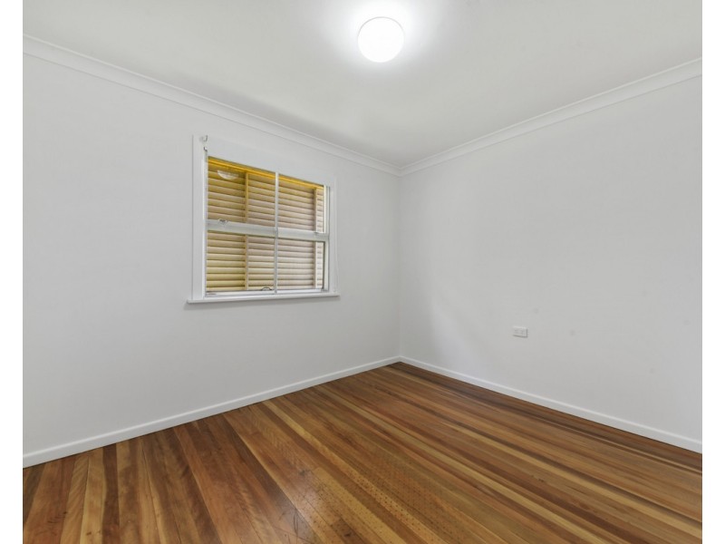 33 Montclair Street, Aspley QLD 4034