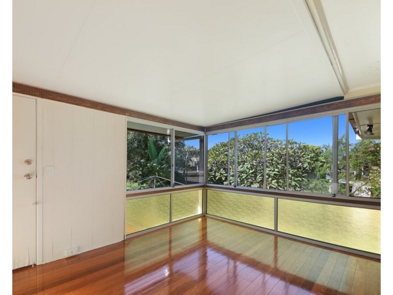 11 Pacific Street, Chermside West QLD 4032