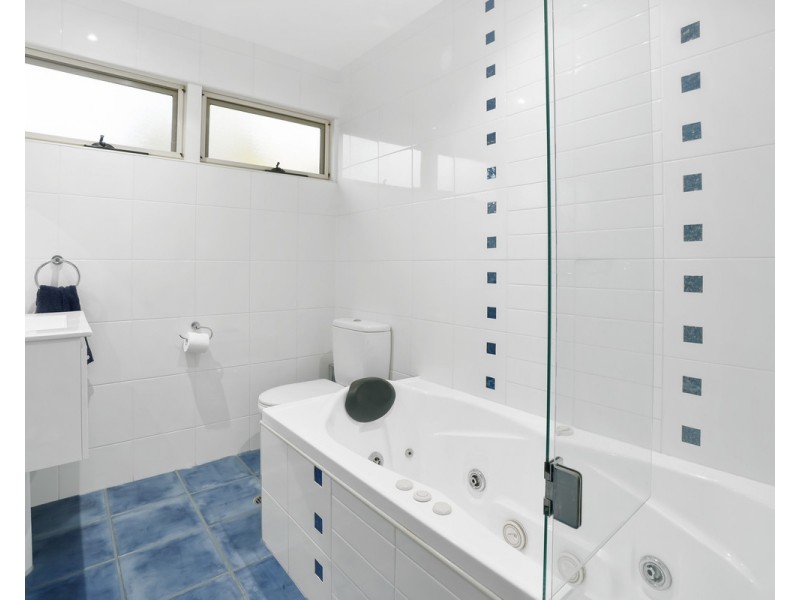 9 Spenlow Street, Chermside West QLD 4032