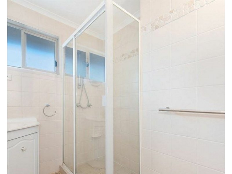 34 Daniel Court, Scarborough QLD 4020