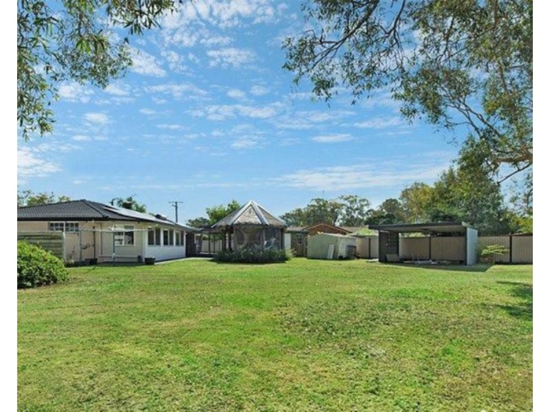 34 Daniel Court, Scarborough QLD 4020