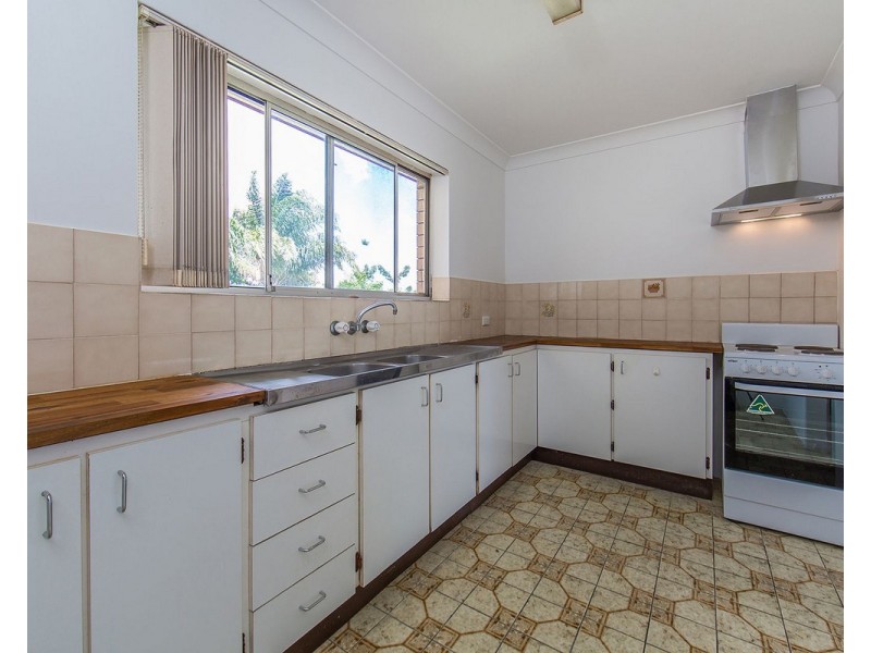 2/11 Lasseter Street, Kedron QLD 4031