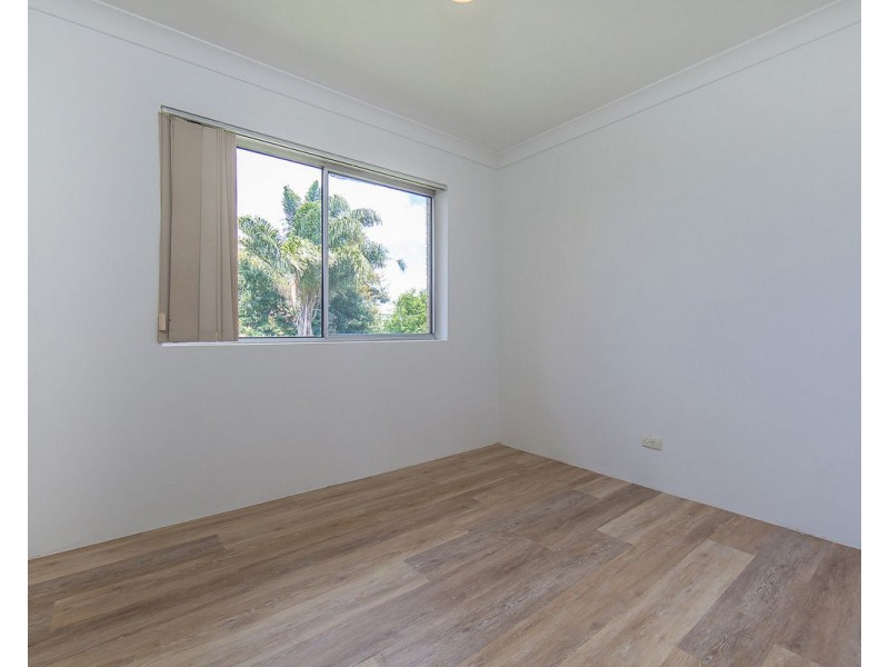 2/11 Lasseter Street, Kedron QLD 4031