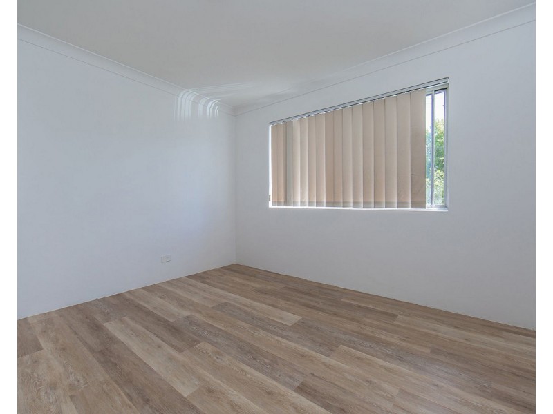 2/11 Lasseter Street, Kedron QLD 4031