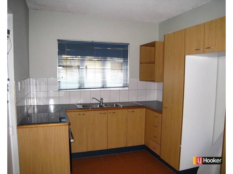 Unit 4/264 Kingsford Smith Drive, Hamilton QLD 4007