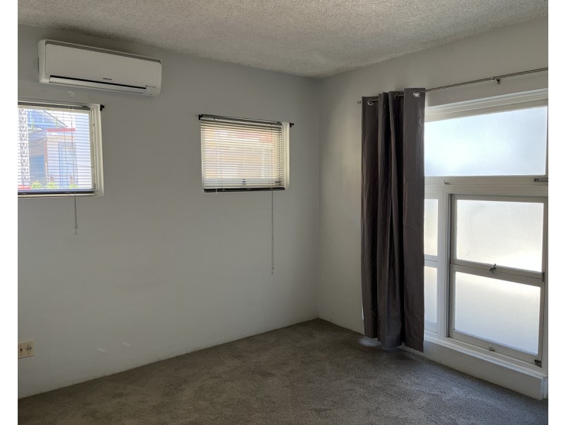 Unit 4/264 Kingsford Smith Drive, Hamilton QLD 4007