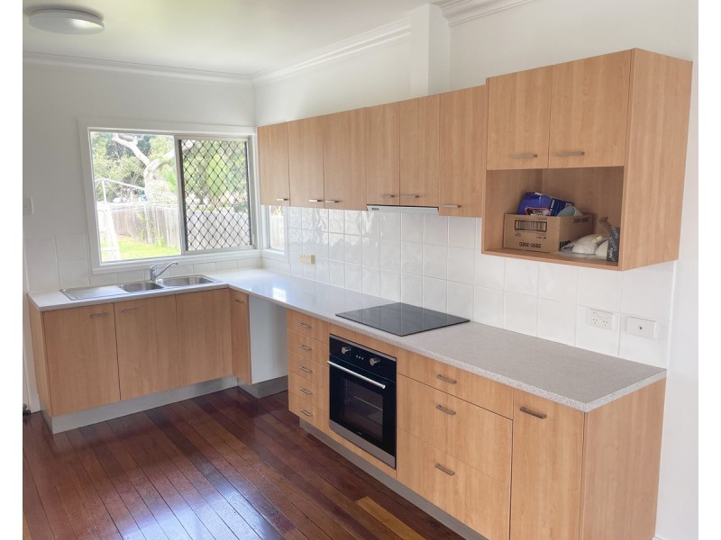 82 Blackwood Road, Deagon QLD 4017