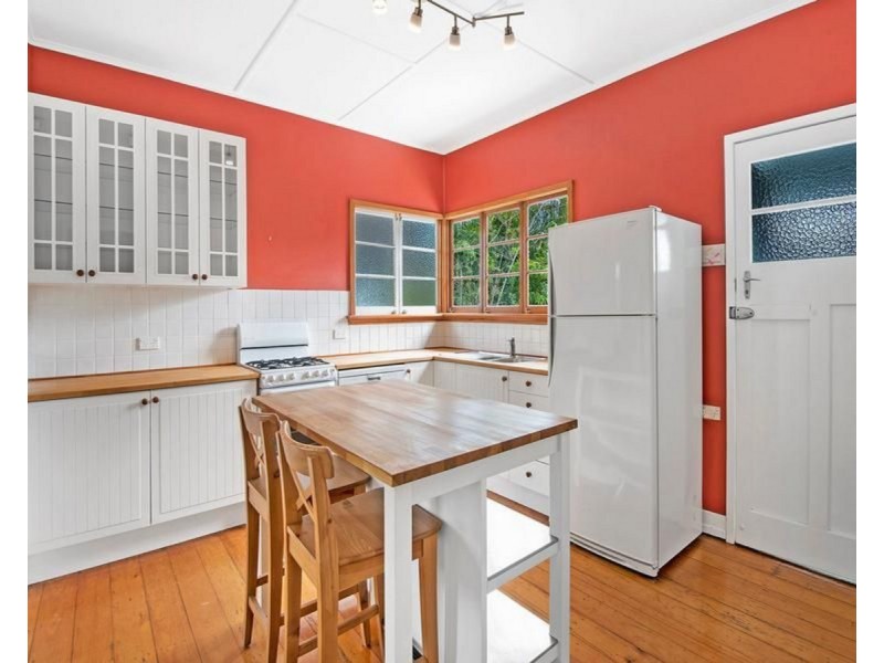 34 Eleventh Avenue, Kedron QLD 4031