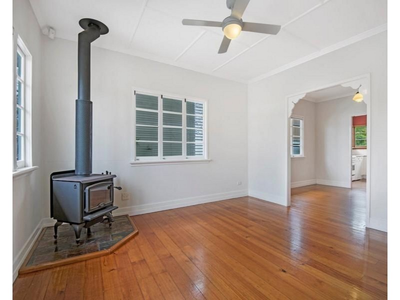 34 Eleventh Avenue, Kedron QLD 4031