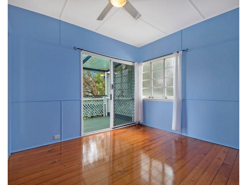 34 Eleventh Avenue, Kedron QLD 4031