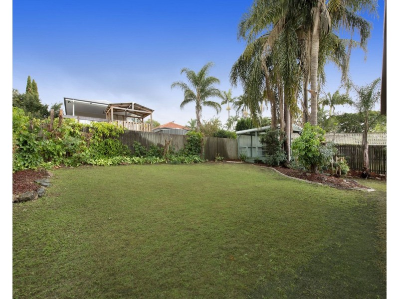 70 Redbourne Street, Chermside West QLD 4032