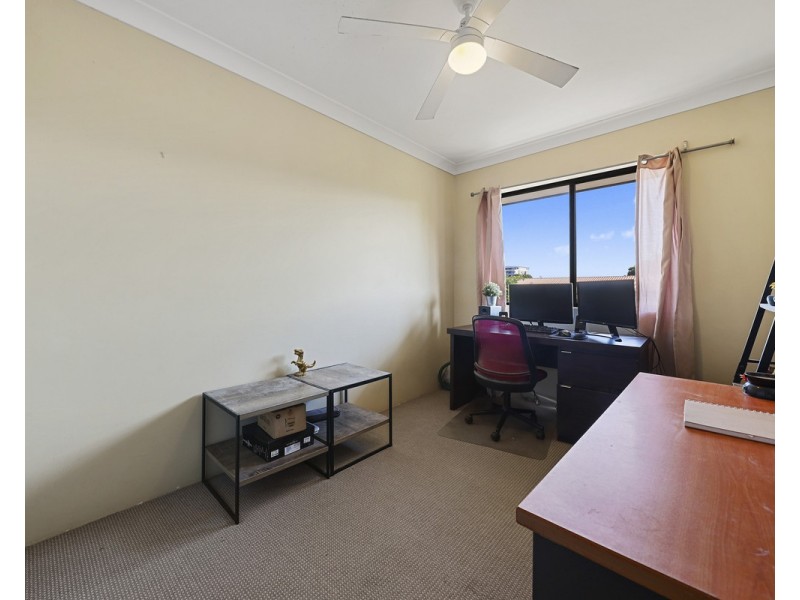4/87 Farnell Street, Chermside QLD 4032