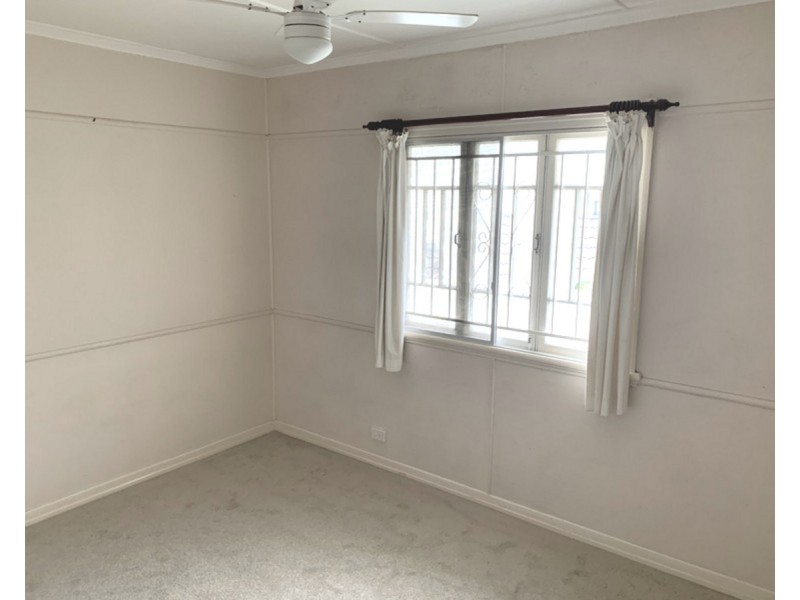 23 Western Avenue, Chermside QLD 4032