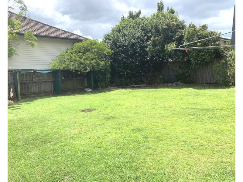 23 Western Avenue, Chermside QLD 4032