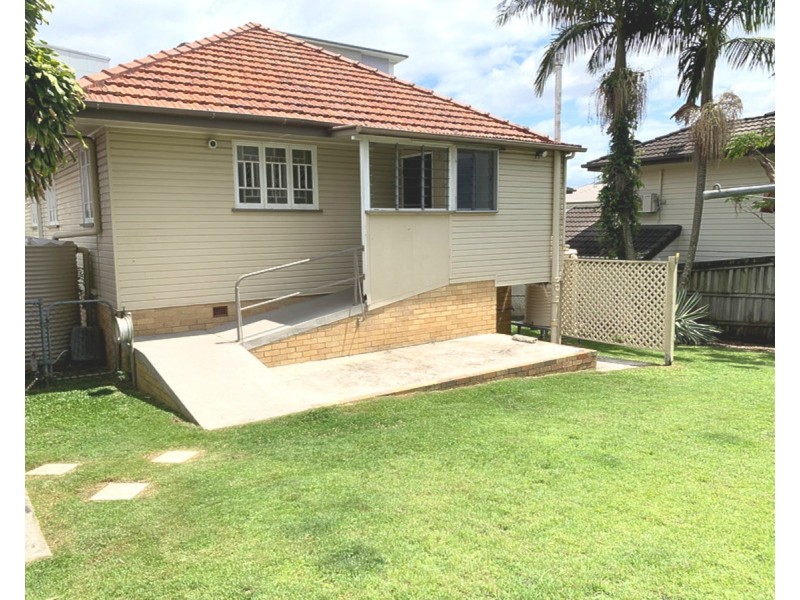 23 Western Avenue, Chermside QLD 4032