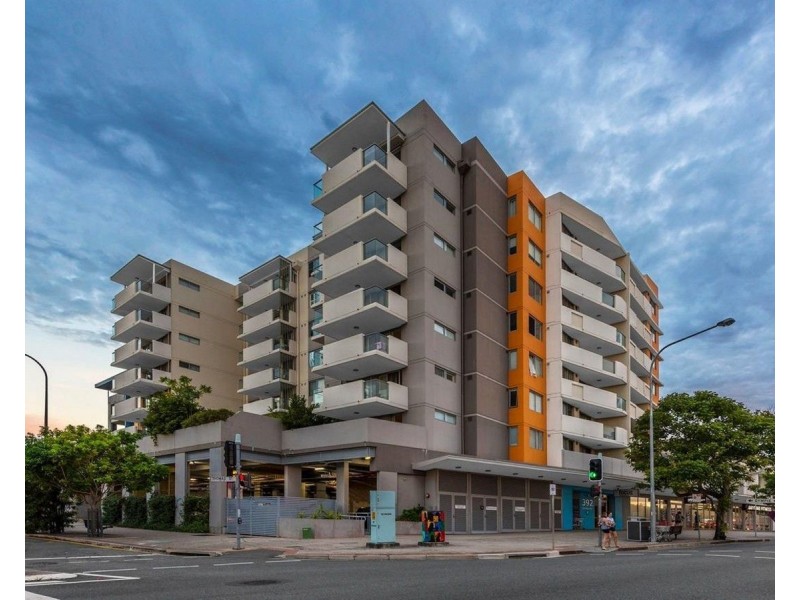 210/392 Hamilton Road, Chermside QLD 4032