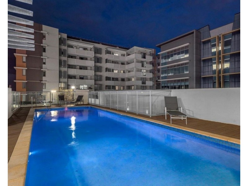 210/392 Hamilton Road, Chermside QLD 4032