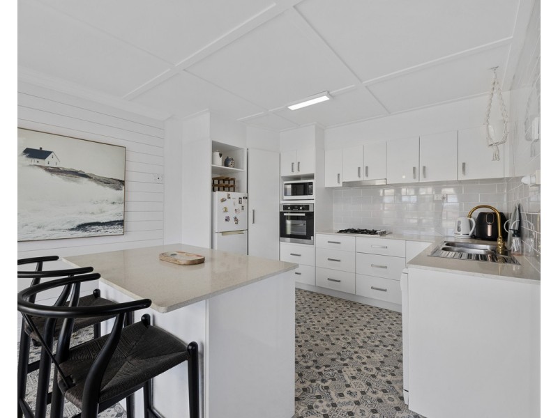 7 Beta Street, Stafford Heights QLD 4053