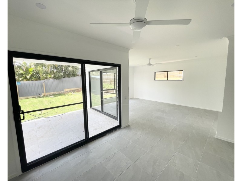 115 Sibley Road, Wynnum West QLD 4178