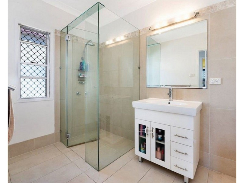 11 Henwood Street, Aspley QLD 4034