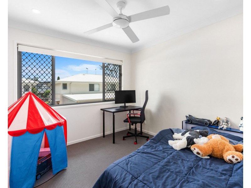 33/20 Eminence Lane, Bridgeman Downs QLD 4035