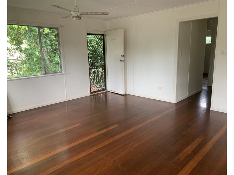 6 Ambrose Street, Brighton QLD 4017