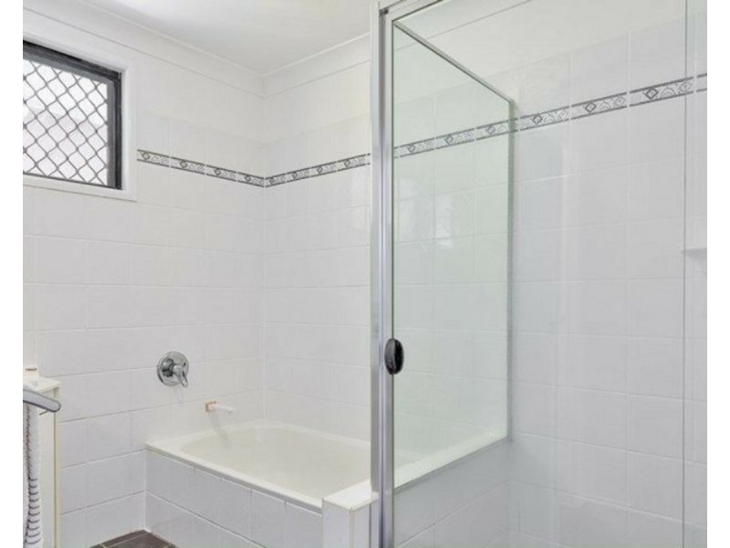 19 Kilburn Street, Chermside QLD 4032