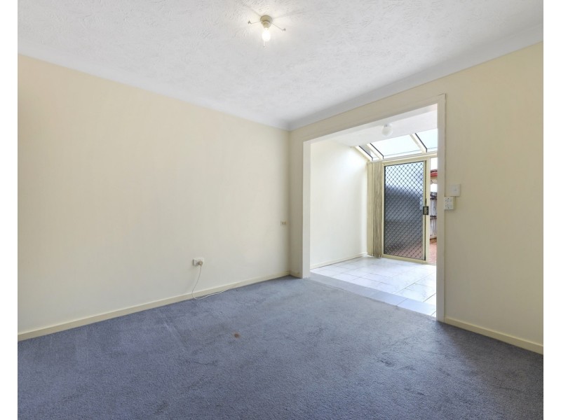 2/119 Meemar Street, Chermside QLD 4032