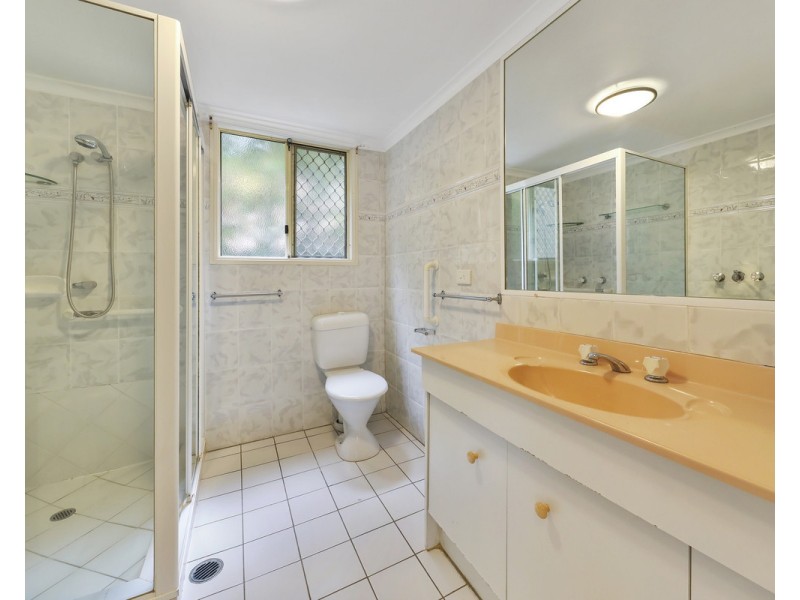 2/119 Meemar Street, Chermside QLD 4032