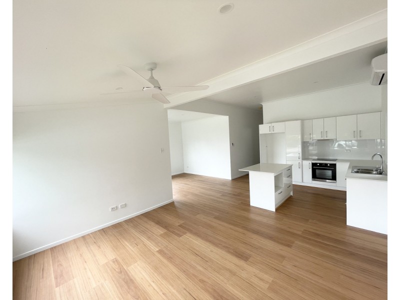 96 Blackwood Road, Deagon QLD 4017