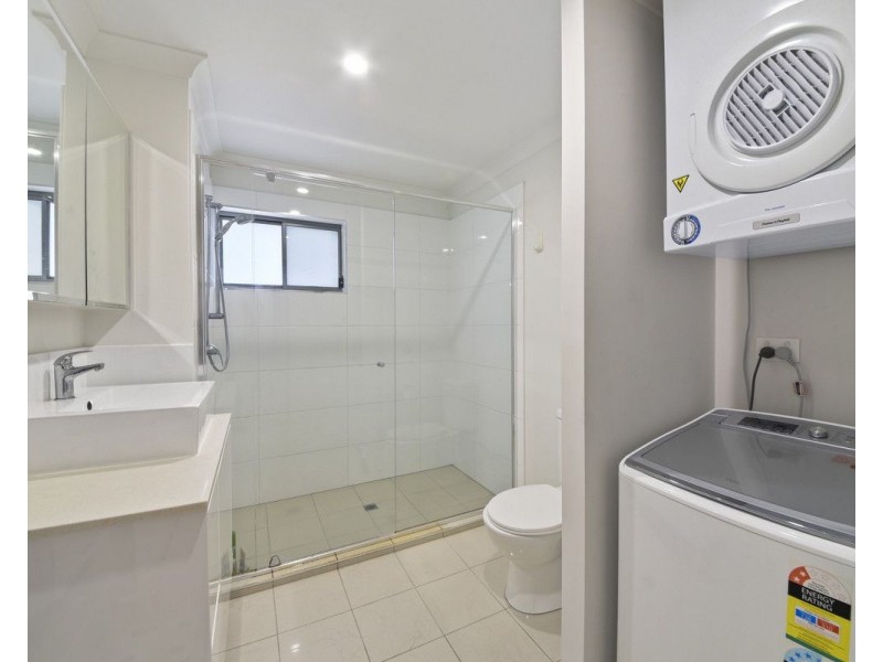 2001/19 Playfield Street, Chermside QLD 4032