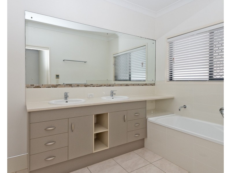 14 Darragh Street, Bracken Ridge QLD 4017