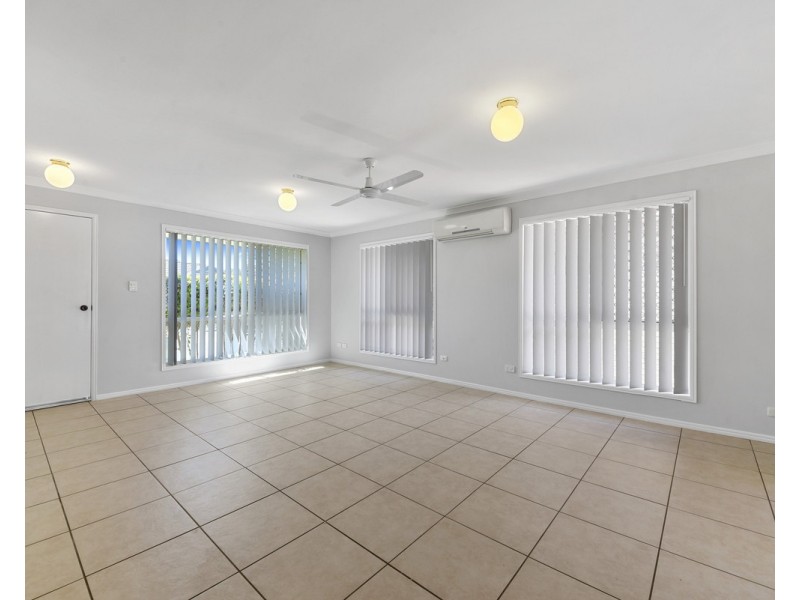 7 Manitoba Place, Wavell Heights QLD 4012