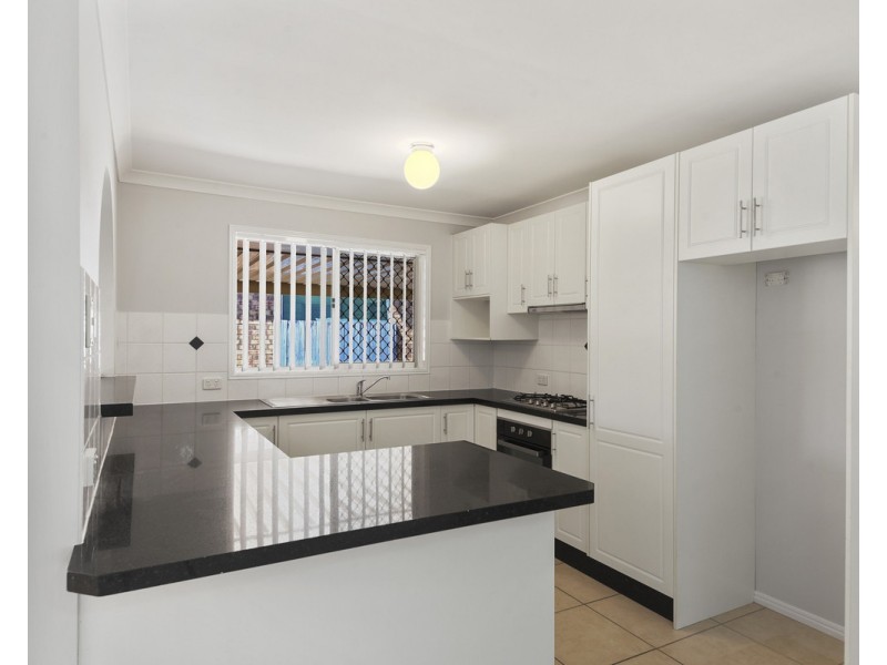 7 Manitoba Place, Wavell Heights QLD 4012