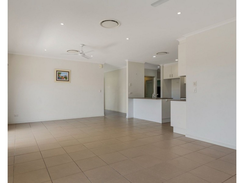 18 Hillside Street, Chermside West QLD 4032