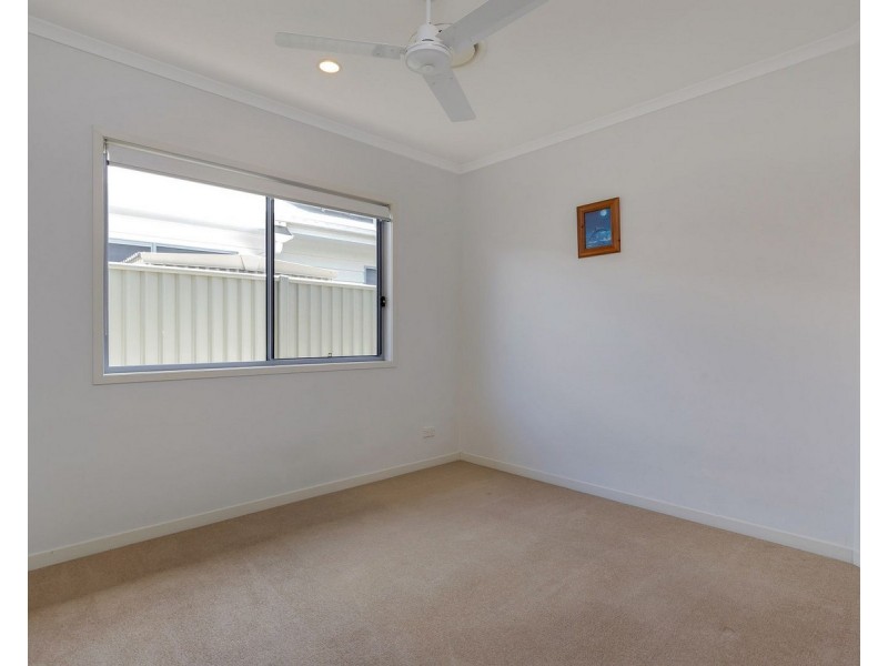 18 Hillside Street, Chermside West QLD 4032