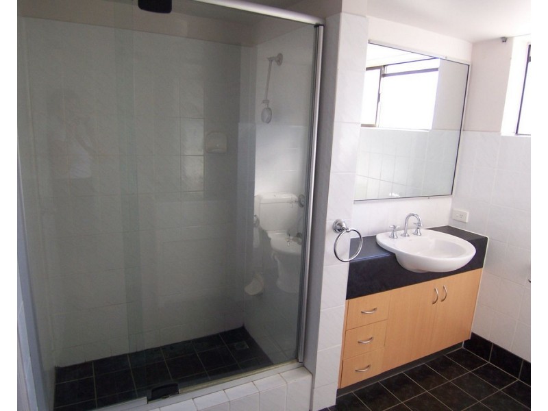 2/16 Pretoria Street, Zillmere QLD 4034