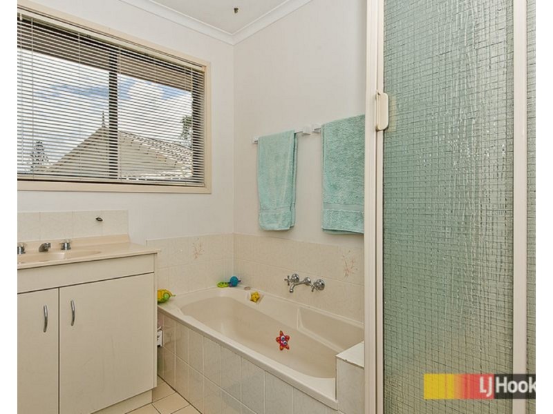 42 Wyena Street, Kallangur QLD 4503
