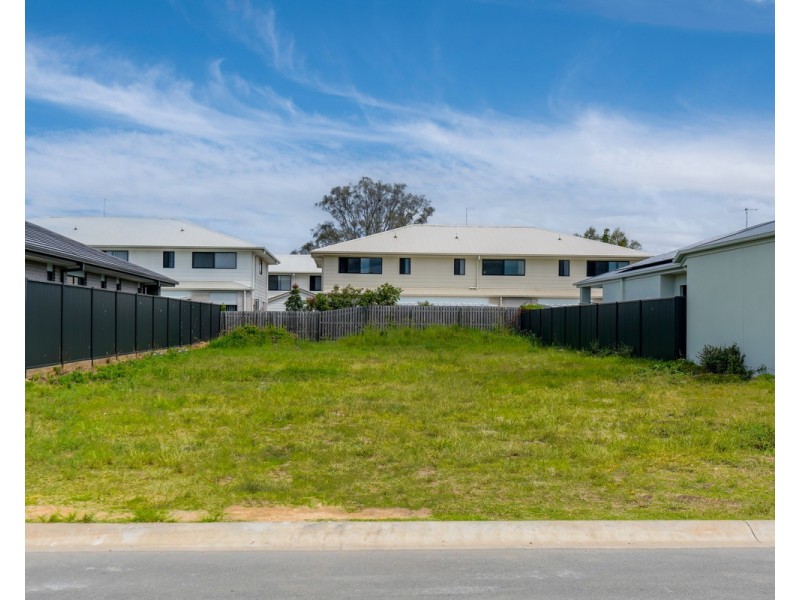 85 Palatial Crescent, Griffin QLD 4503