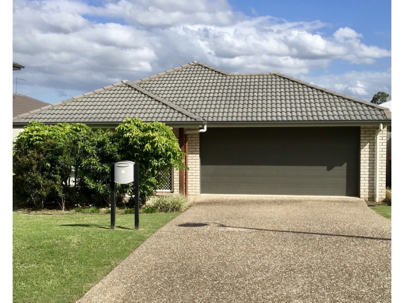 5 Applewood Court, Kallangur QLD 4503